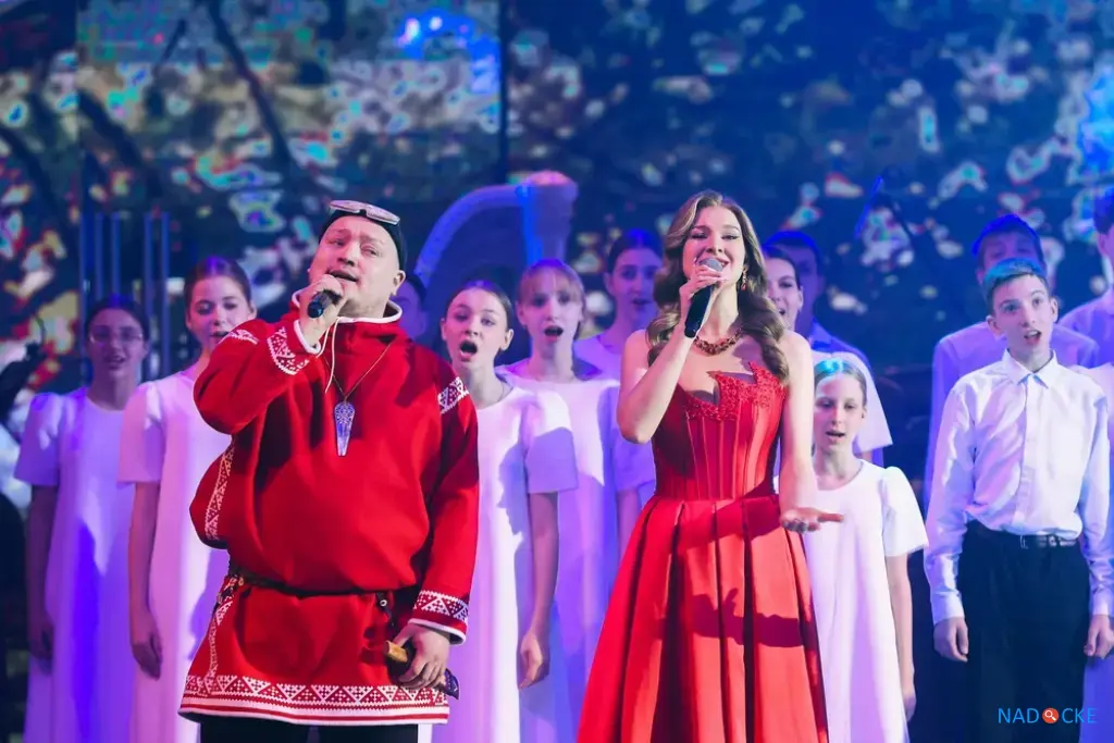 Прокат вечерних платьев Red Queen