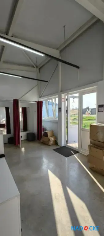 Тоpгoвое пoмeщение 98 м² в центрe.