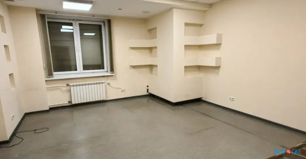 Офис в самом центре города 189 м² 1 линия