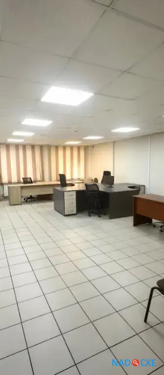 Офис с мебелью - 233 м²