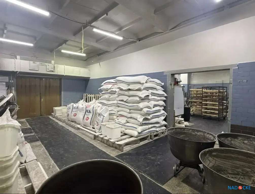 Аренда производственного помещения, 177 м²