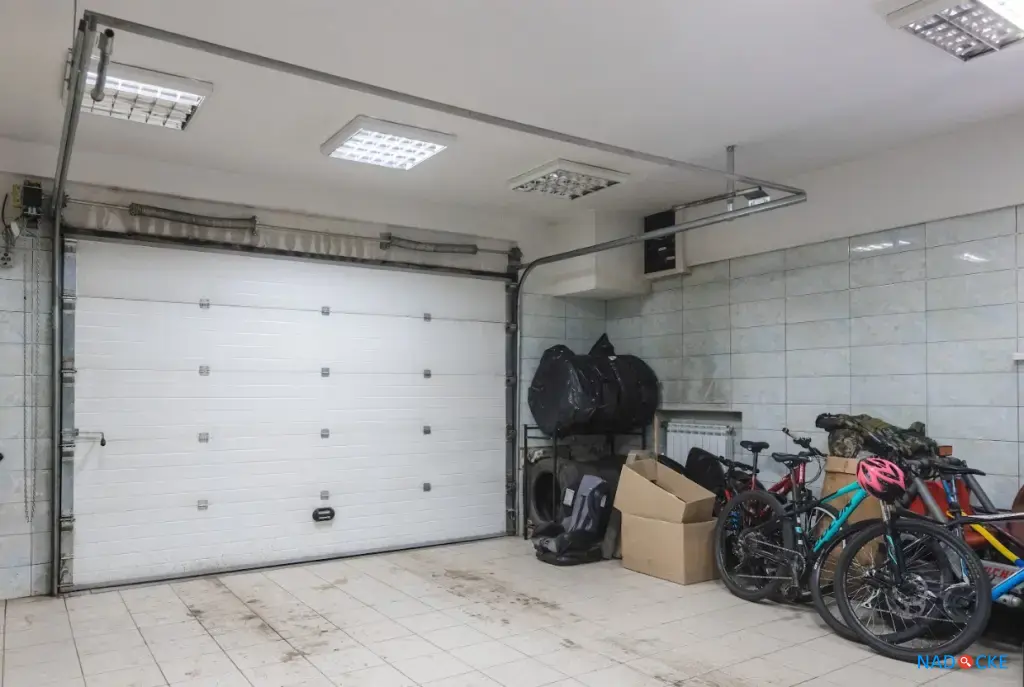 Коттедж 272 м² на участке 4 сот.