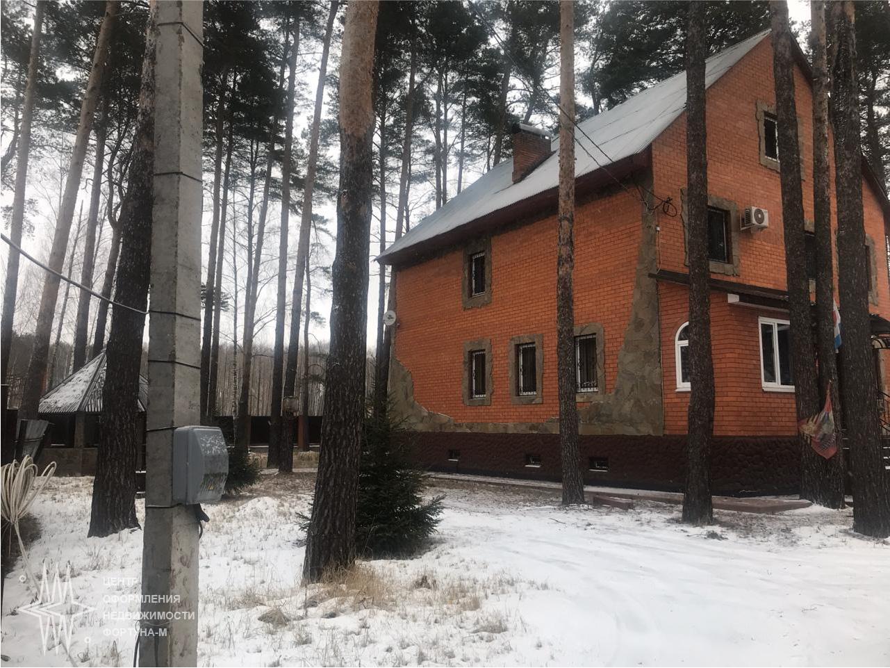 Продается коттедж в пгт Быково