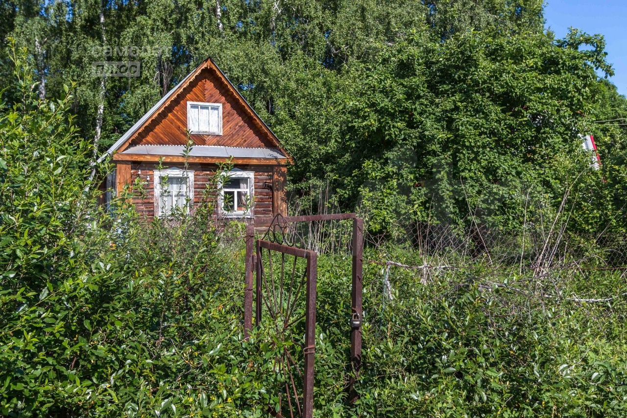 Дом 32,2 м² на участке 4,7 сот.