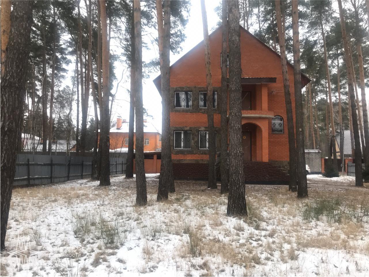 Продается коттедж в пгт Быково