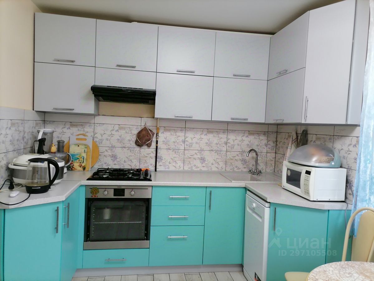 Дом в Волгоградская область, Средняя Ахтуба рп ул. Советская (101.5 м²)