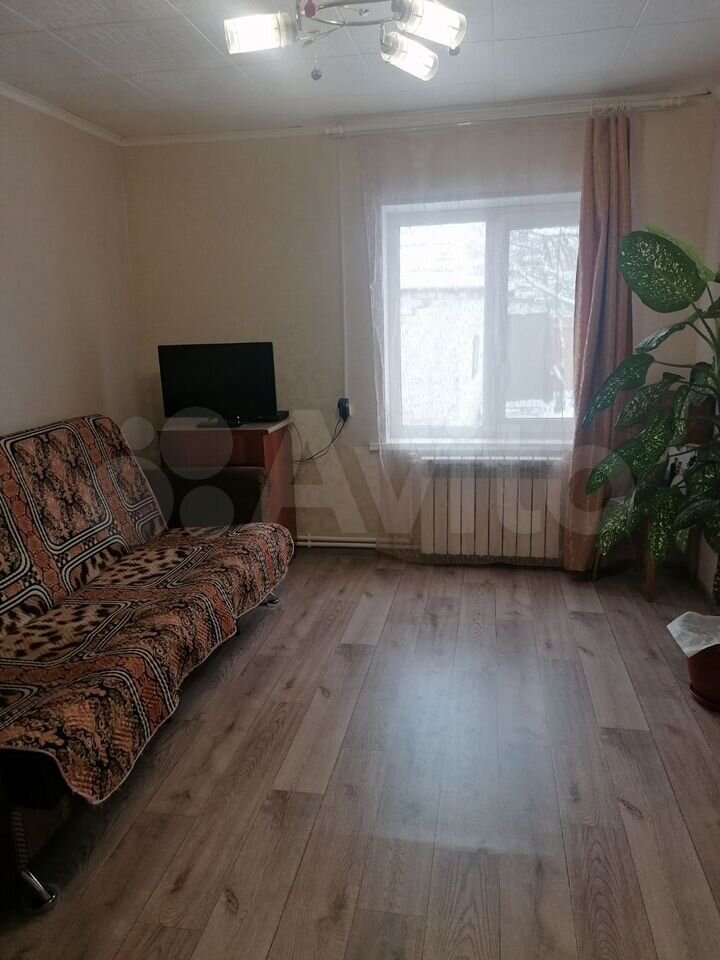 Дом 48,9 м² на участке 7 сот.