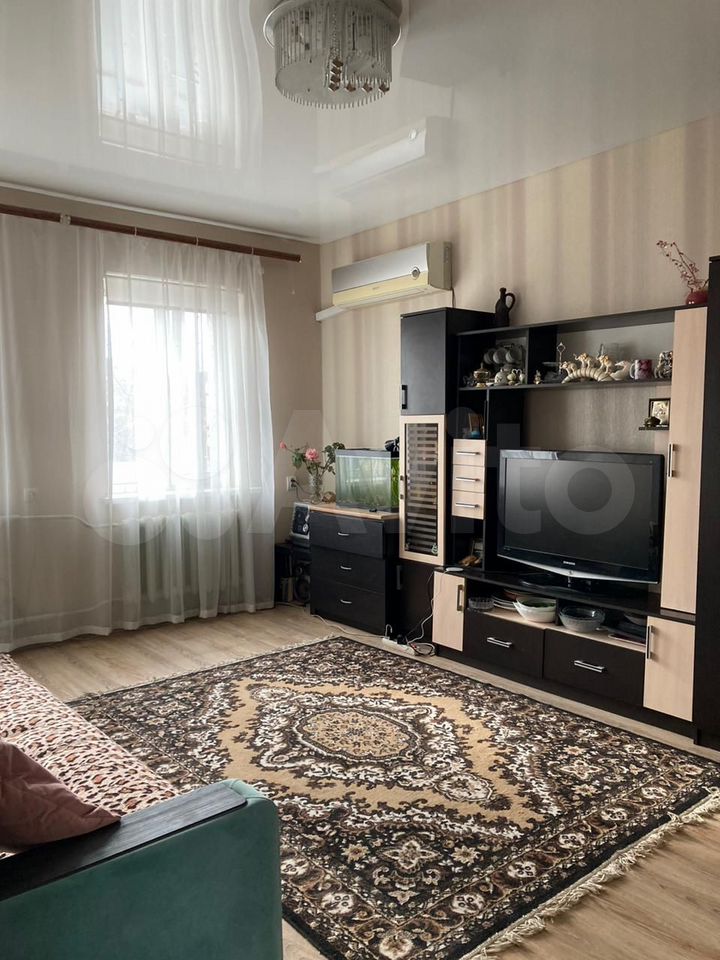 Дом 100 м² на участке 5 сот.