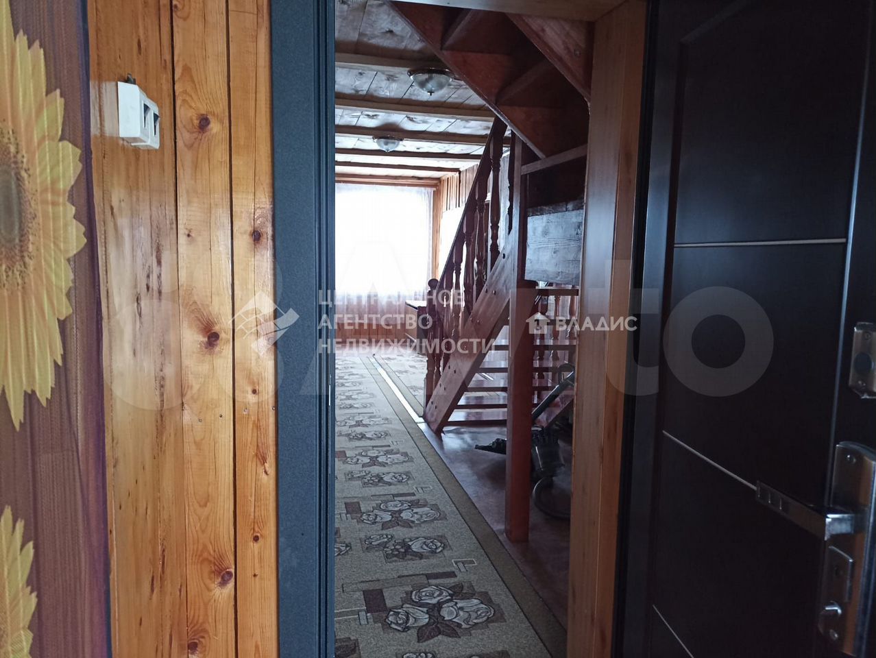 Дом 300 м² на участке 25 сот.