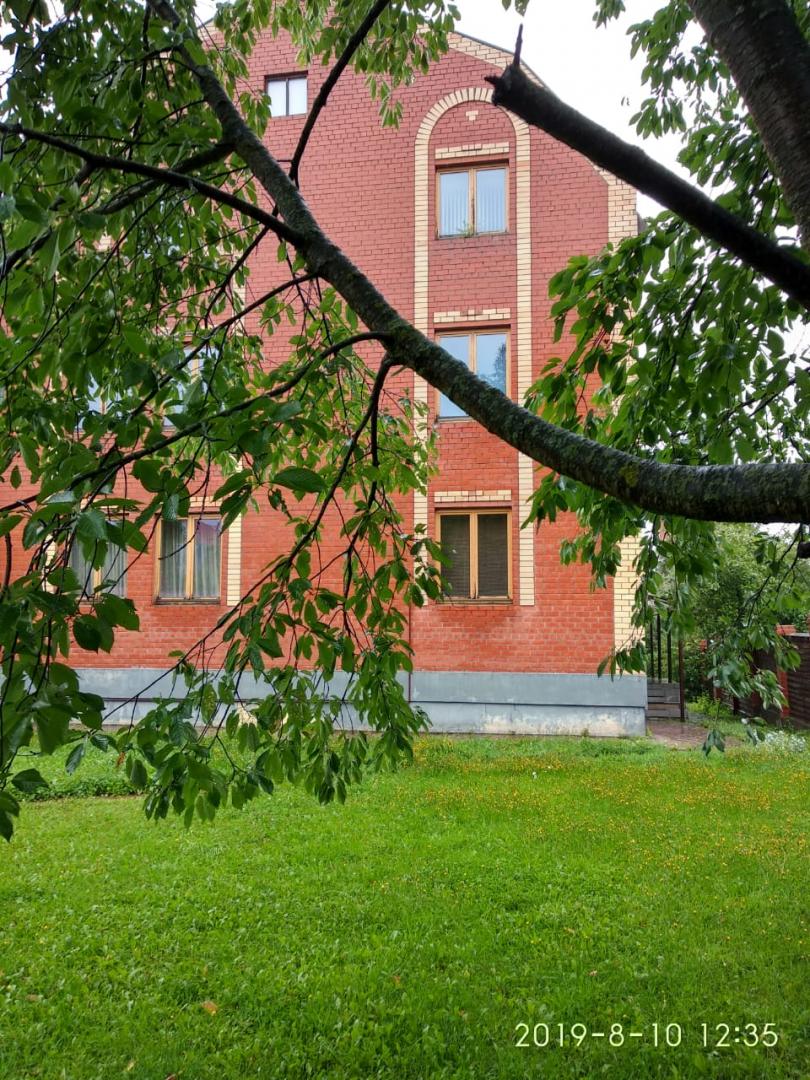 Продается дом в д. Сколково
