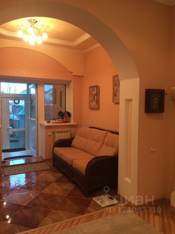 Коттедж в Воронежская область, Россошь проезд 1-й Чкалова (409.0 м²)
