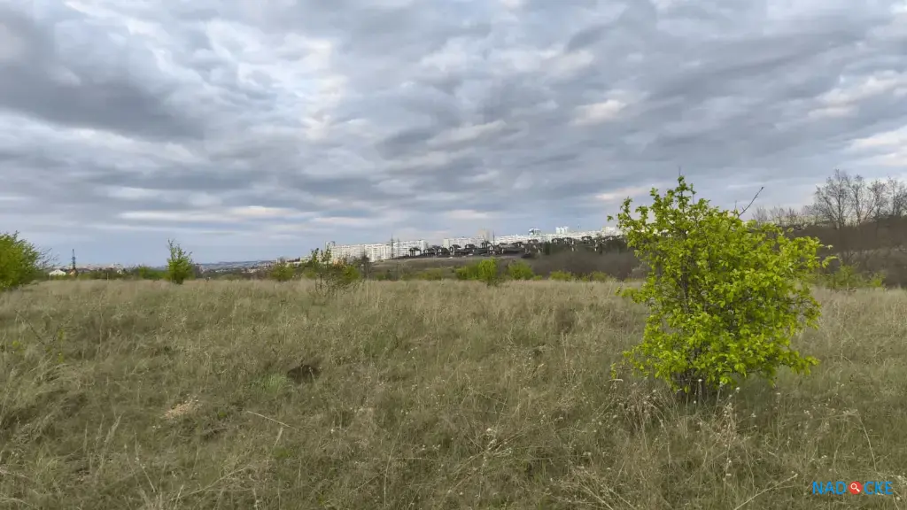 Продается участок 300 соток