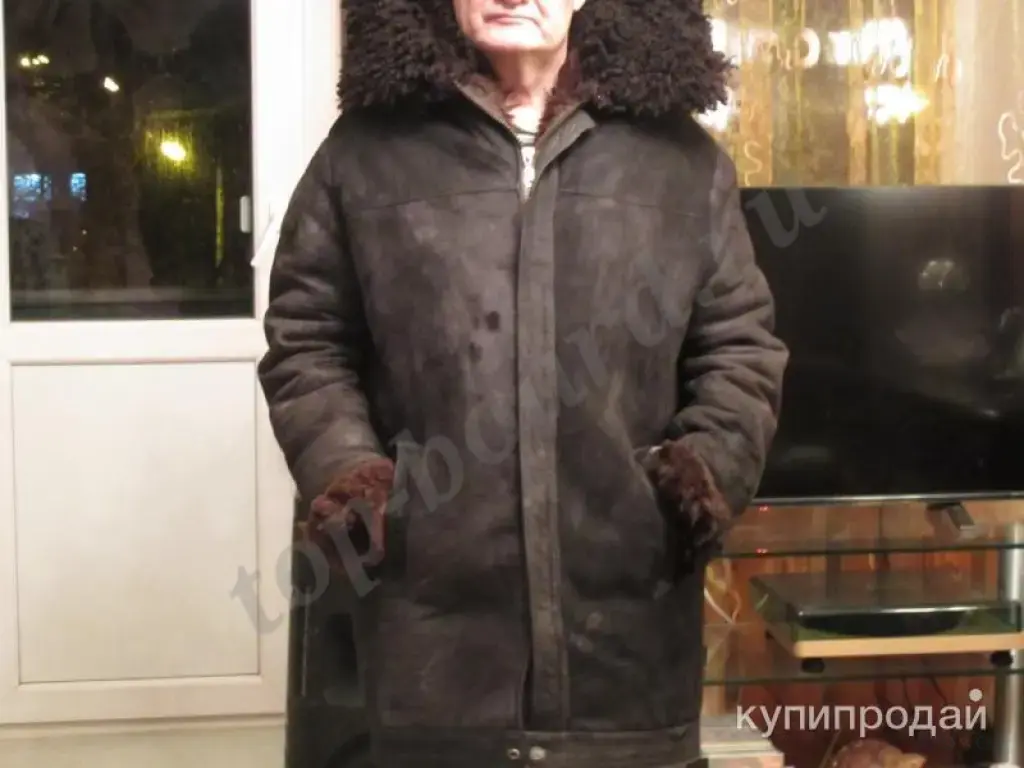 Продаю тулуп из овчины